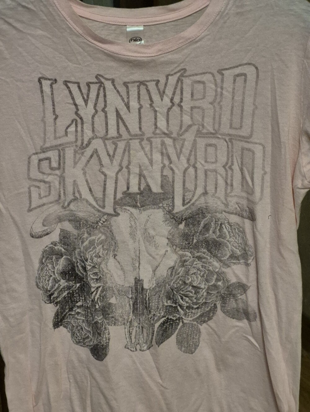 Lynyrd Skynyrd Graphic Tee - Light Pink